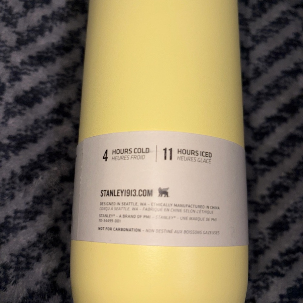 Stanley Yellow Insulated Bottle - Picture 3 of 4